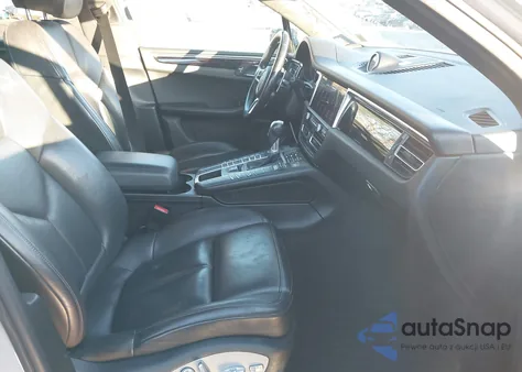 2020 Porsche Macan из США, поврежденный, VIN WP1AA2A54LLB13247